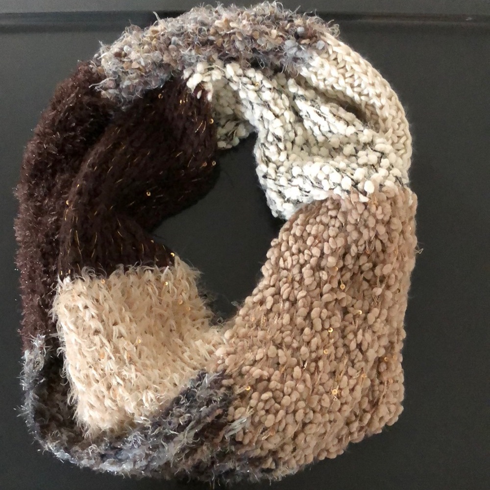 Brown and cream scarf